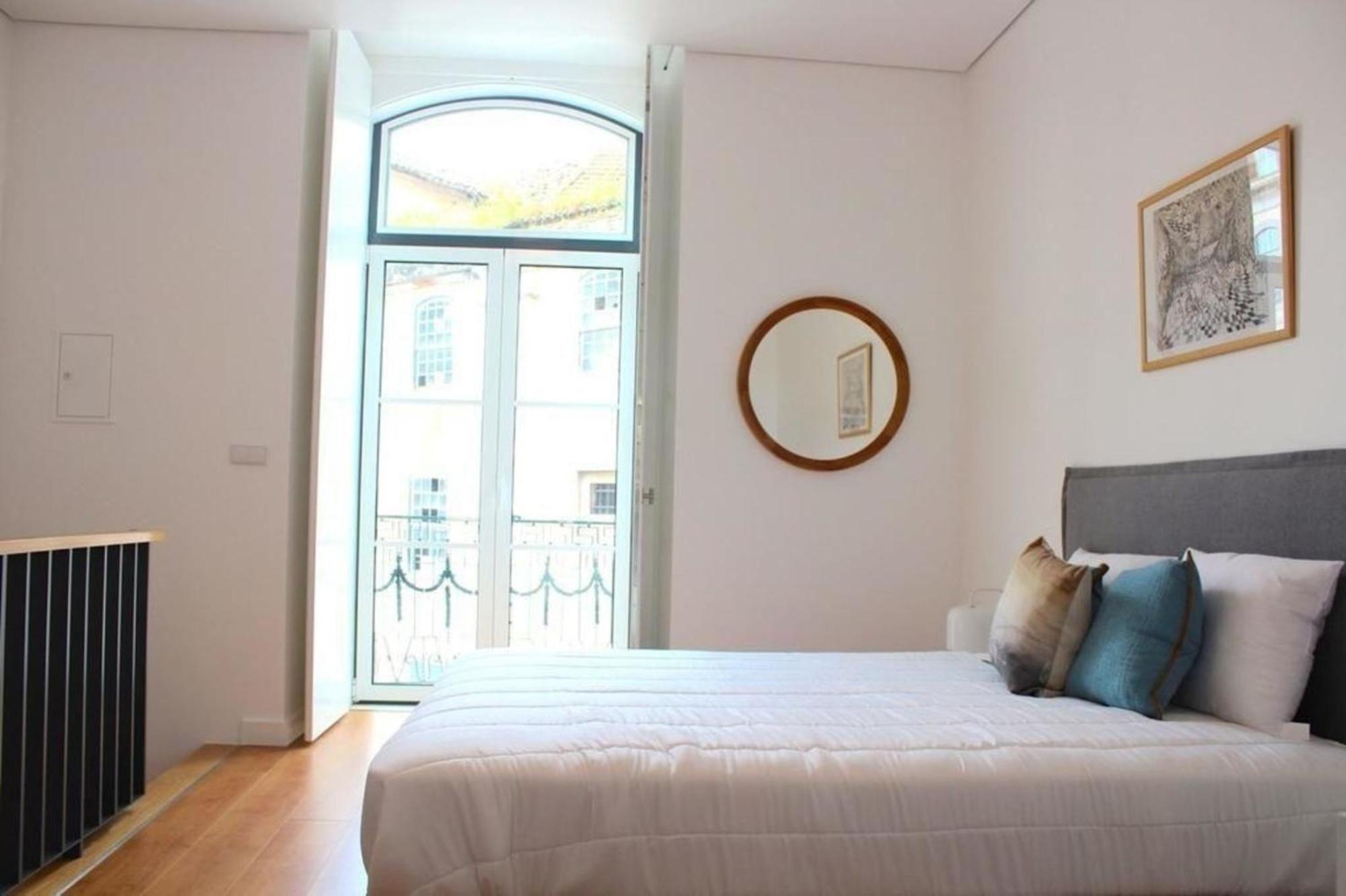 Fanqueiros Apartment *